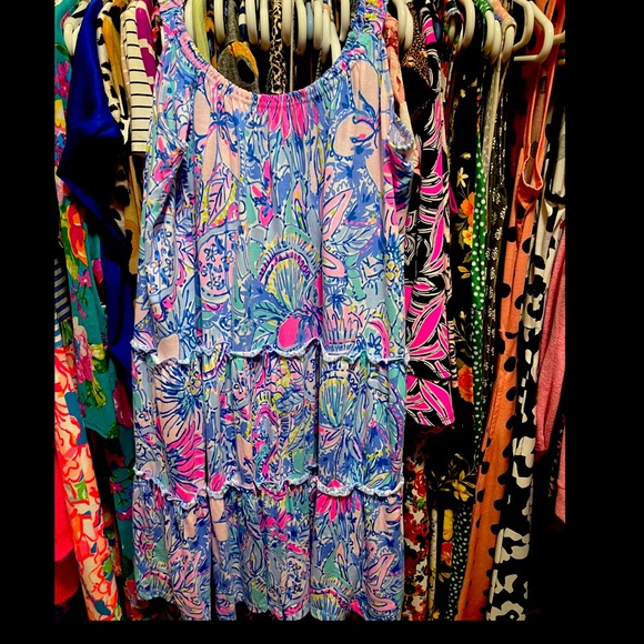 Lilly Pulitzer Dresses & Skirts - EUC Lilly Pulitzer Loro dress size medium Multi Pop Up Got Your Back Box